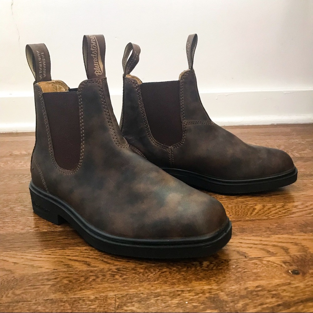 Blundstone Dress Boots, Style 1306 - Size 7W